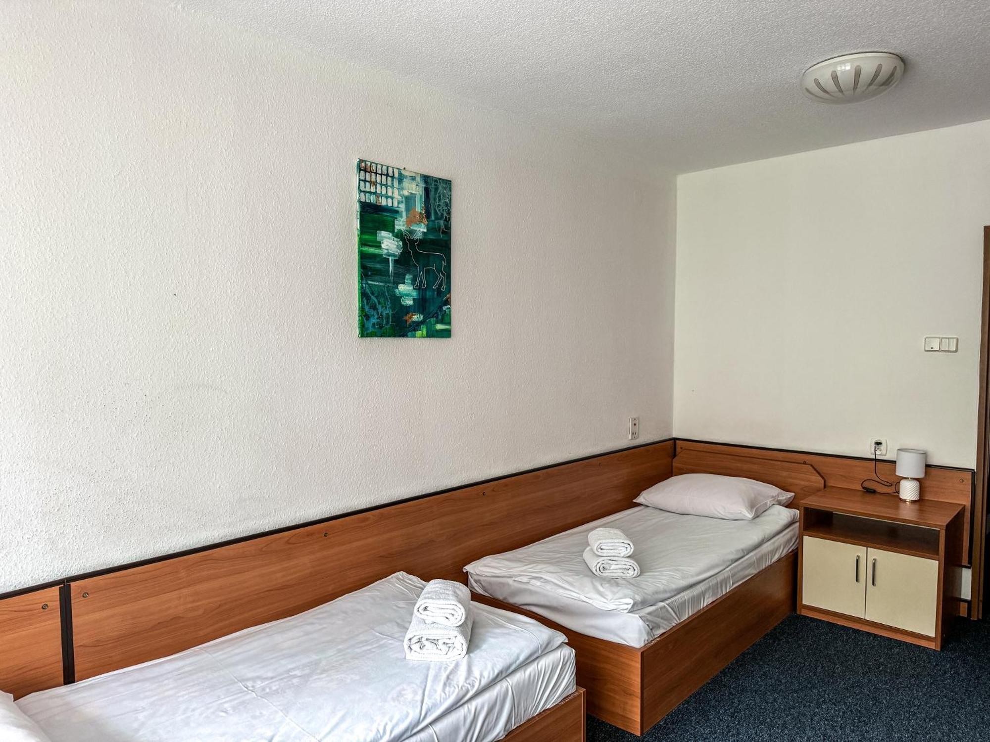 Hotel Echo Cedzyna Dış mekan fotoğraf