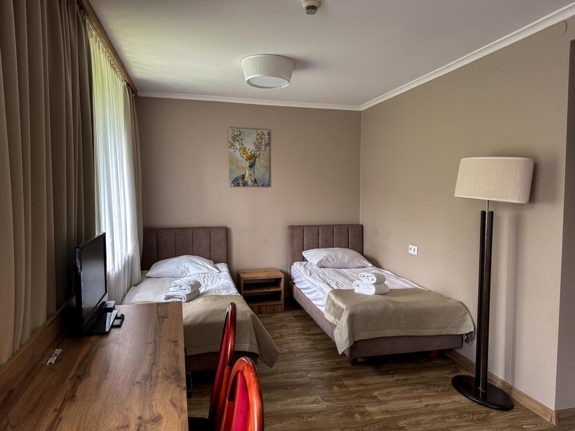 Hotel Echo Cedzyna Dış mekan fotoğraf