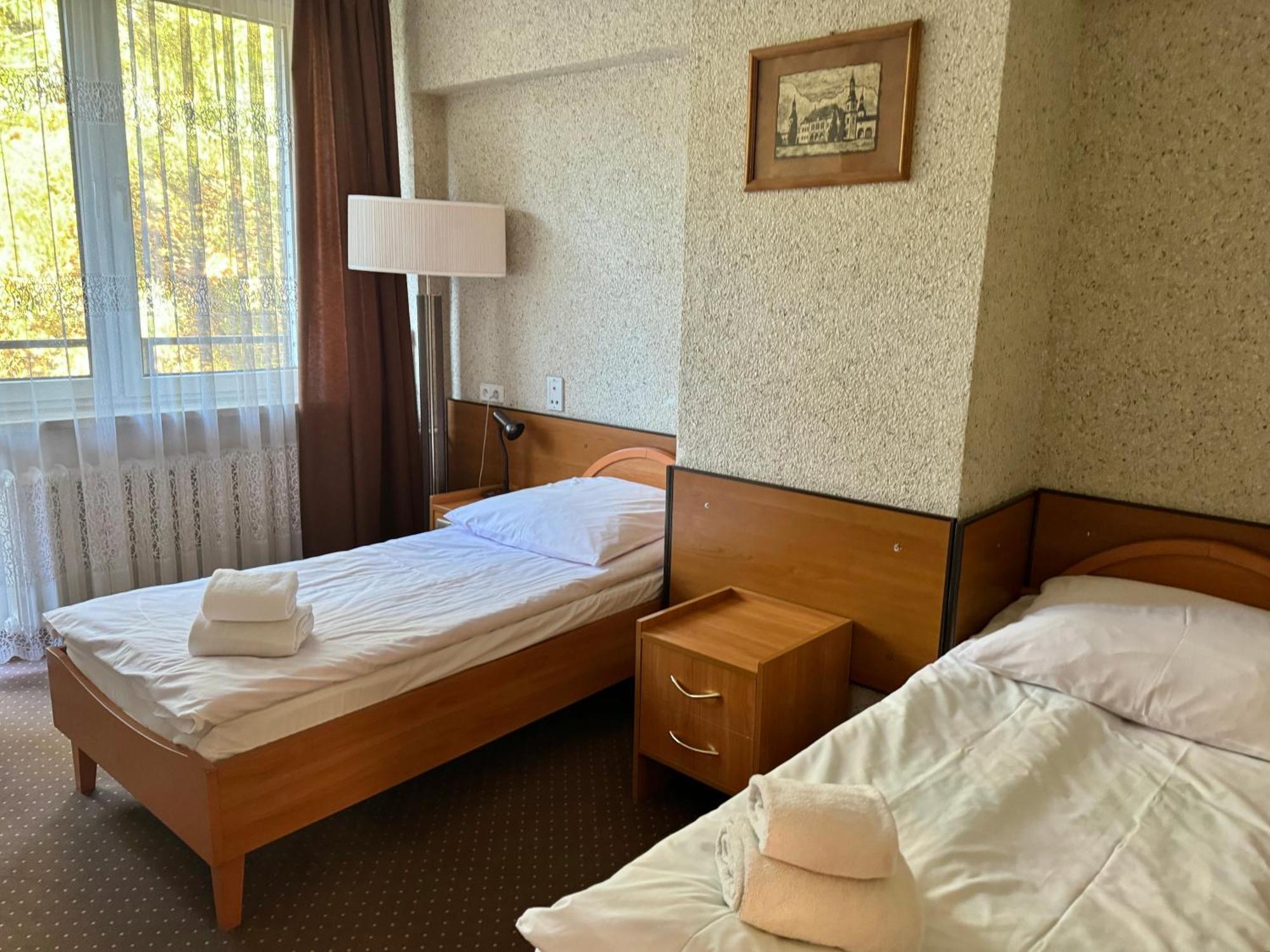 Hotel Echo Cedzyna Oda fotoğraf