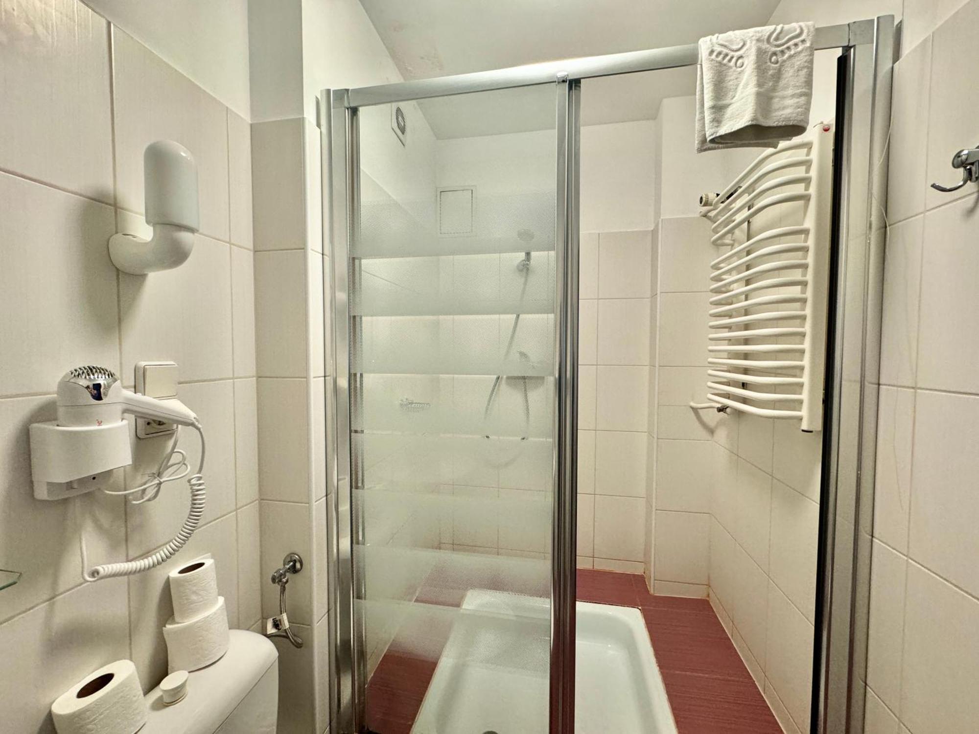 Hotel Echo Cedzyna Oda fotoğraf