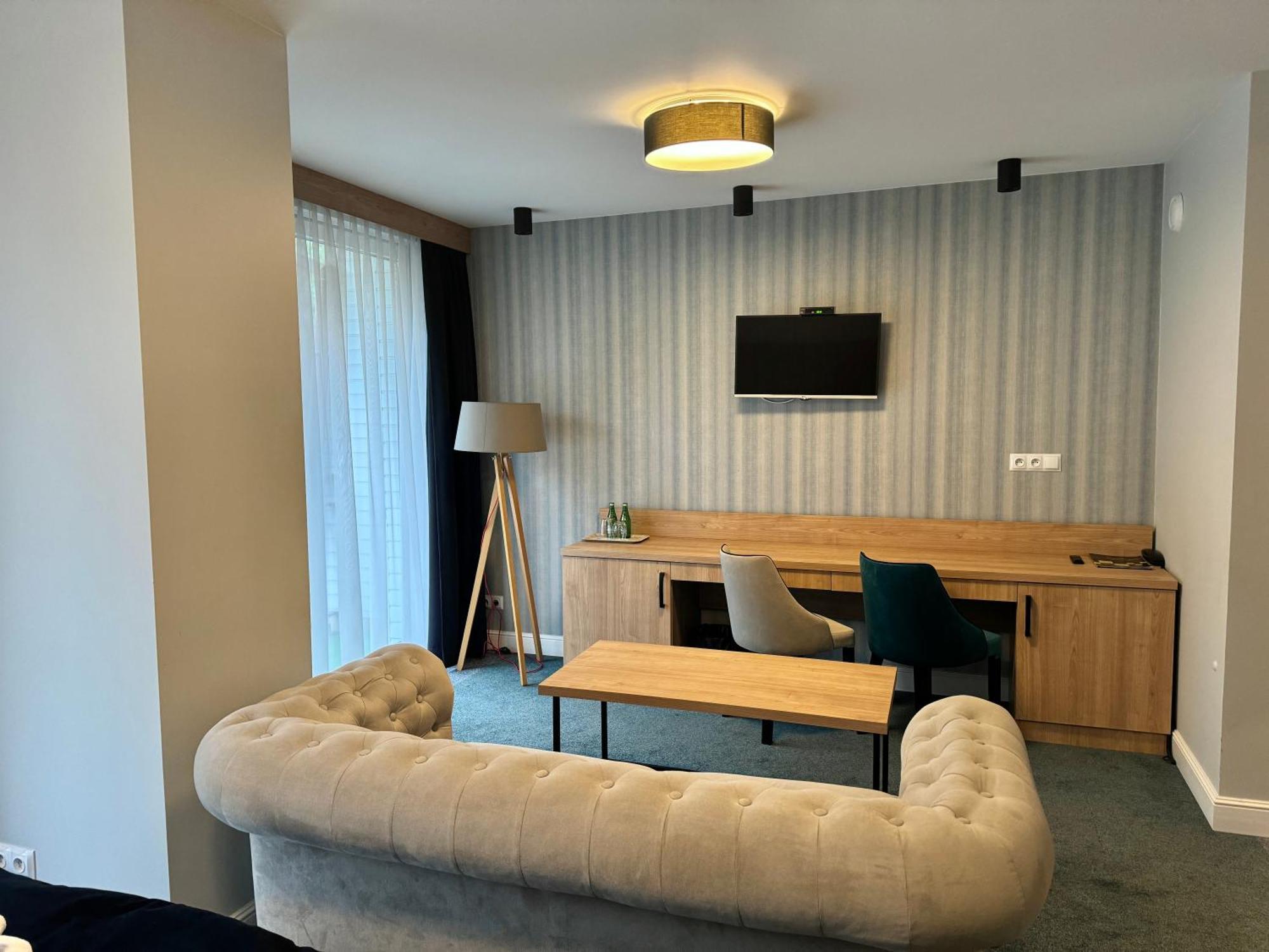 Hotel Echo Cedzyna Dış mekan fotoğraf